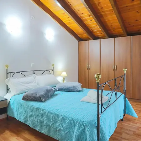 Semesterbostad Jokos House Roda (Corfu)