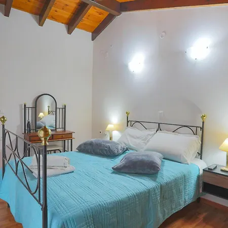 Dom wakacyjny Jokos House